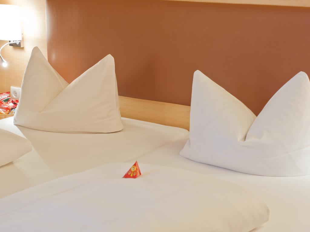 Gruener Baum Hotel 3*