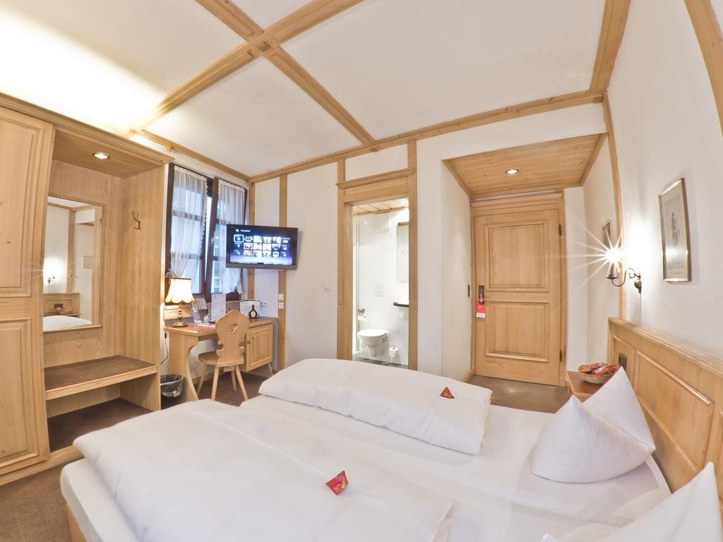 Gruener Baum Hotel